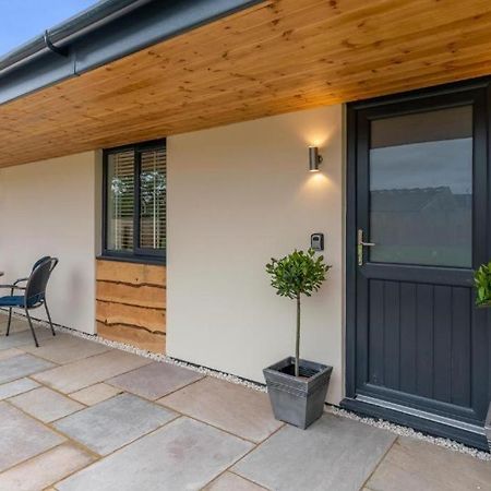 Rose Barn - Luxury Barn Accommodation In The Cotswolds Gretton  Exterior photo